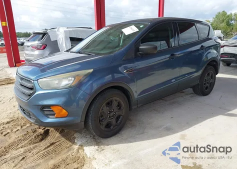 2018 Ford Escape S z USA, uszkodzony, nr VIN 1FMCU0F78JUA33419